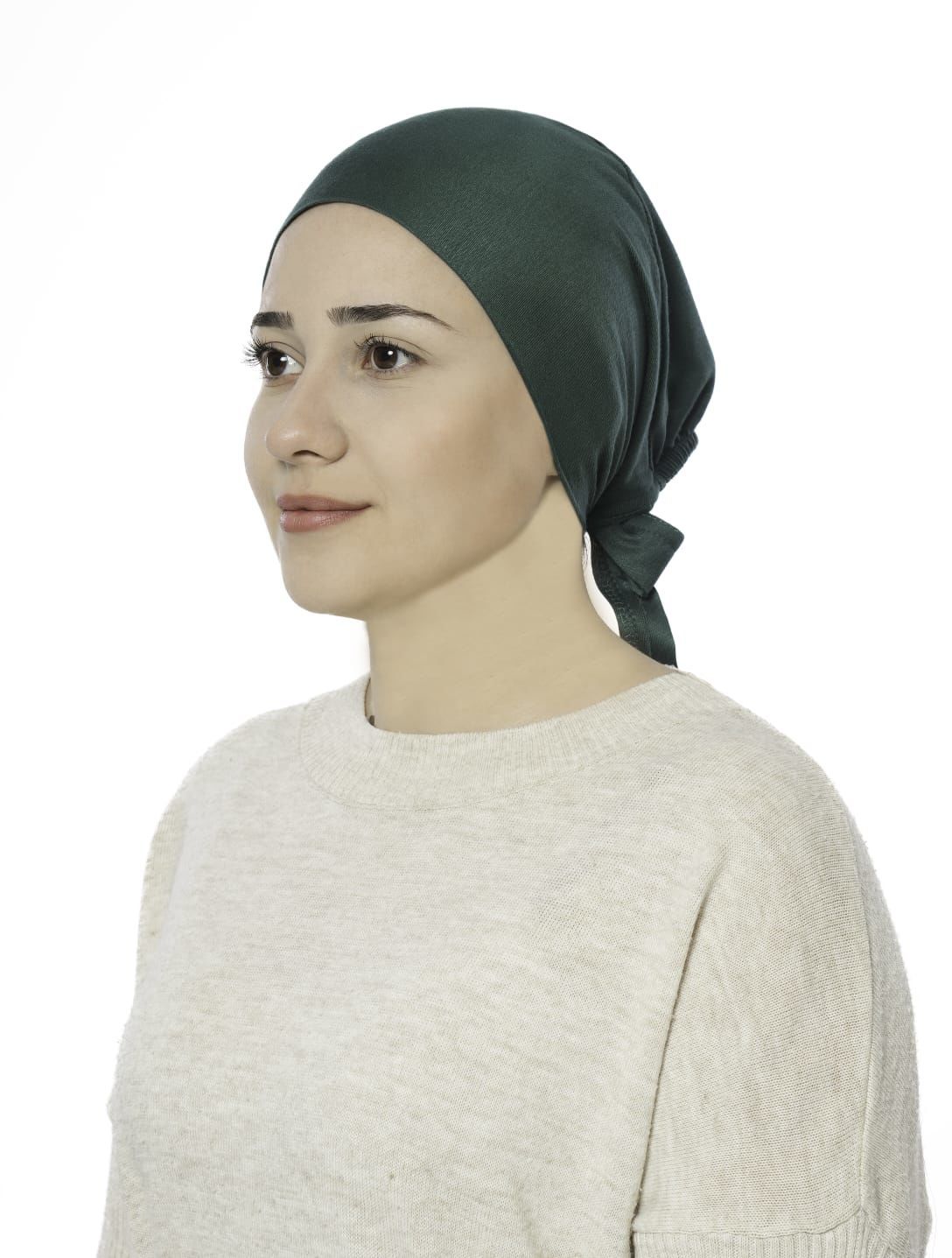 ZÜMRÜT YEŞİLİ BONE